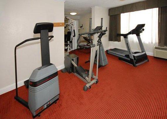 Hotel Clarion Fort Myers Udogodnienia zdjęcie